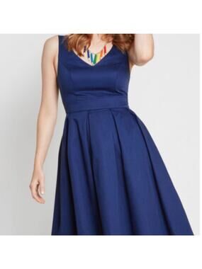 Modcloth Women's XS Fervour V-Neck 'Triumphantly' Blue Cocktail Dress VTG Style